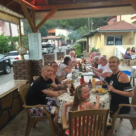 Sun Apart 3* إتْشميلير